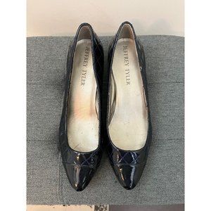 Jeffrey Tyler Navy Quilted Design Kitten Heels Size 8